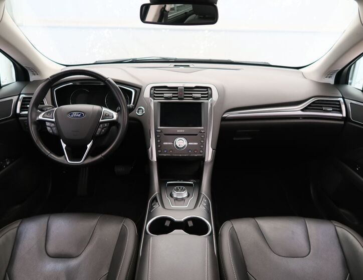 Ford Mondeo 23