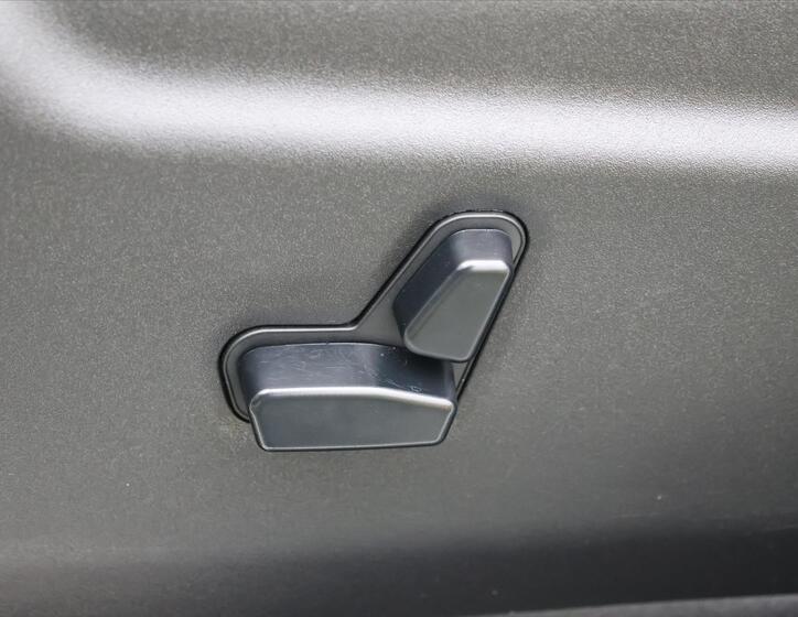 Jeep Grand Cherokee 20
