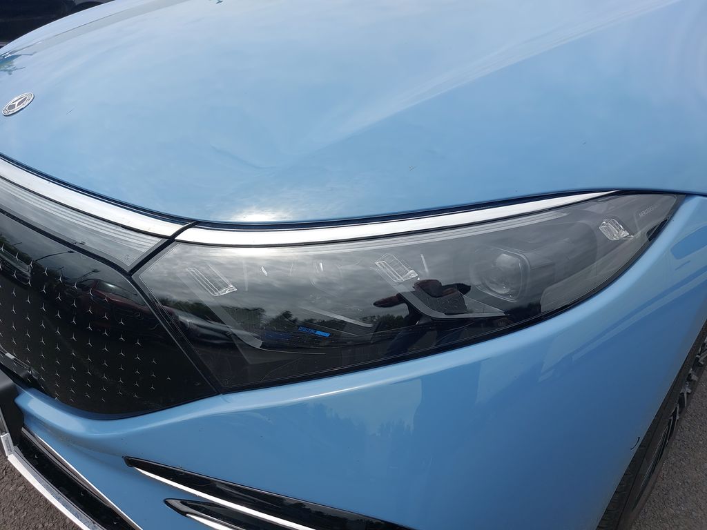 Mercedes-Benz EQS