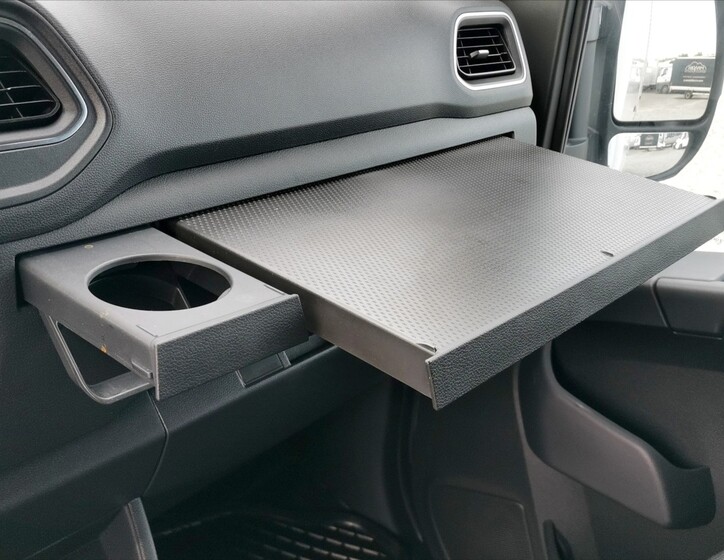 Renault Master 12