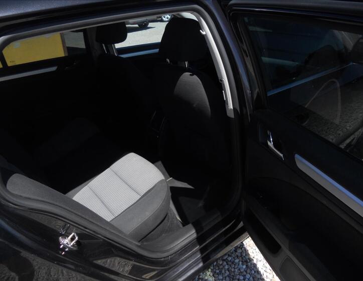 Škoda Superb 18