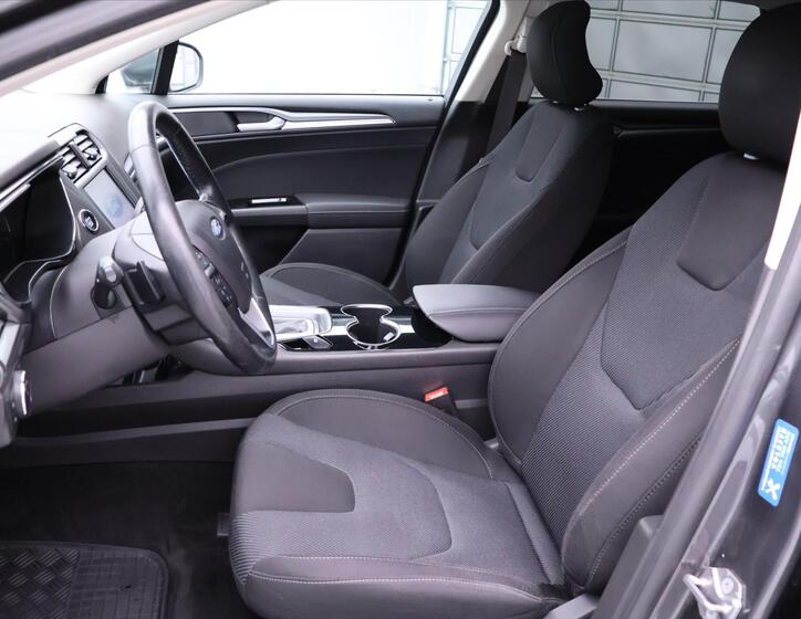Ford Mondeo 12