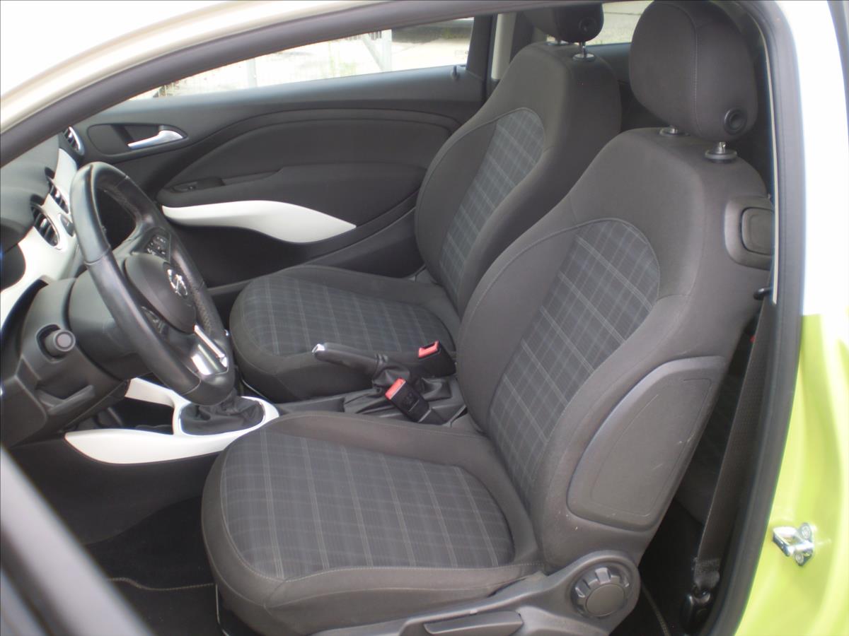 Opel Adam