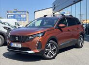 Peugeot 5008 1