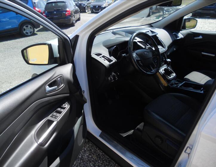 Ford Kuga 11