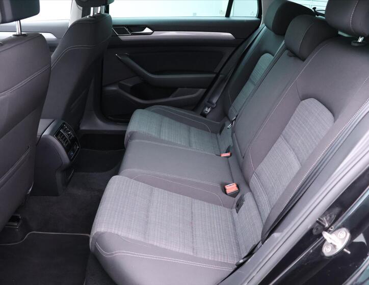 Volkswagen Passat 14