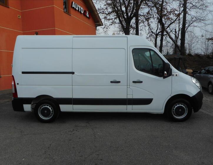 Opel Movano 4