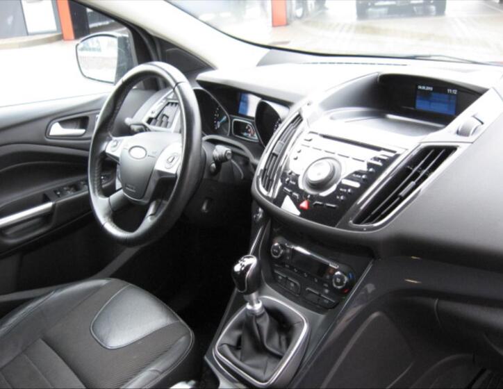 Ford Kuga 16