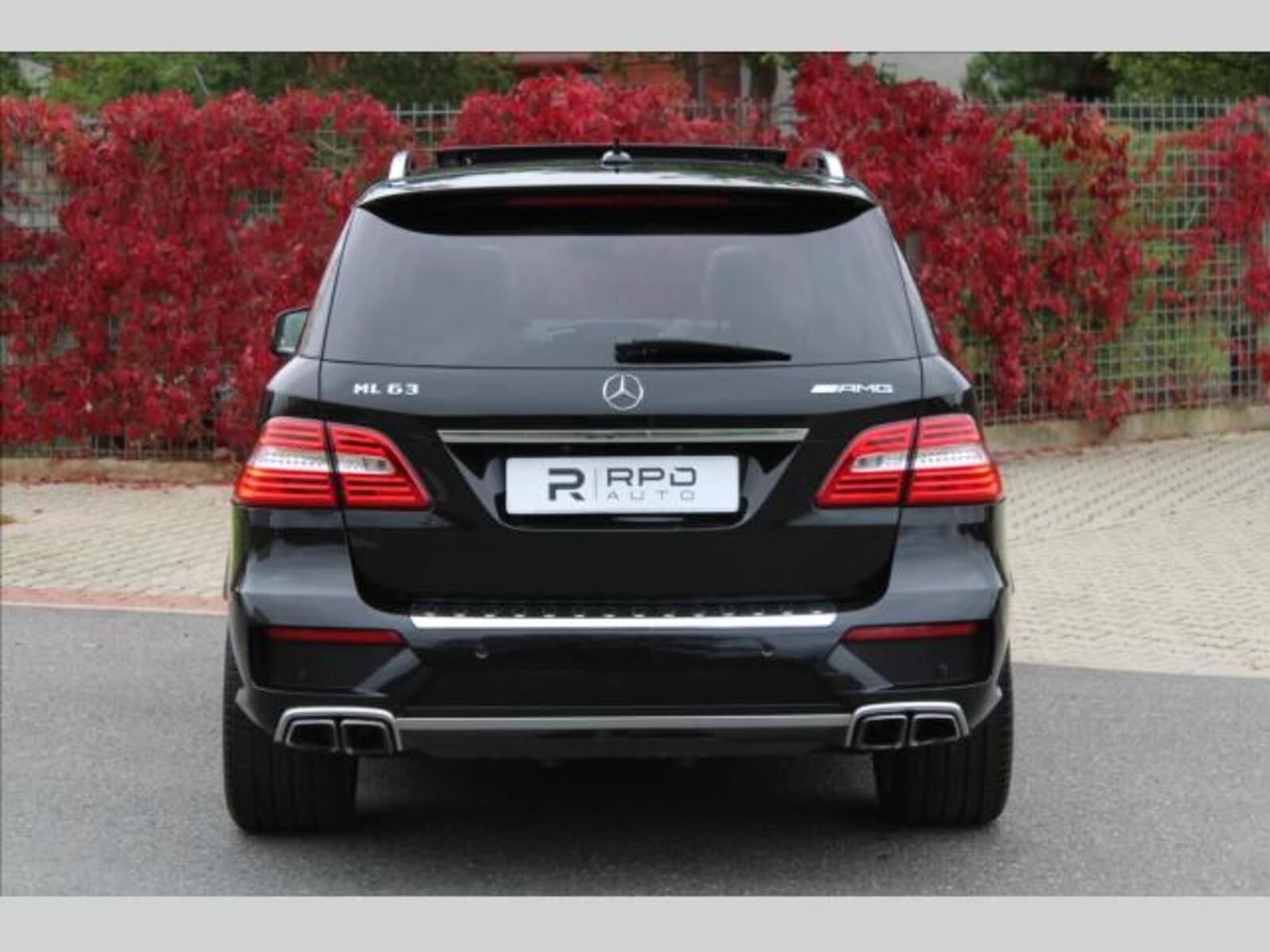 Mercedes-Benz Třídy M 5