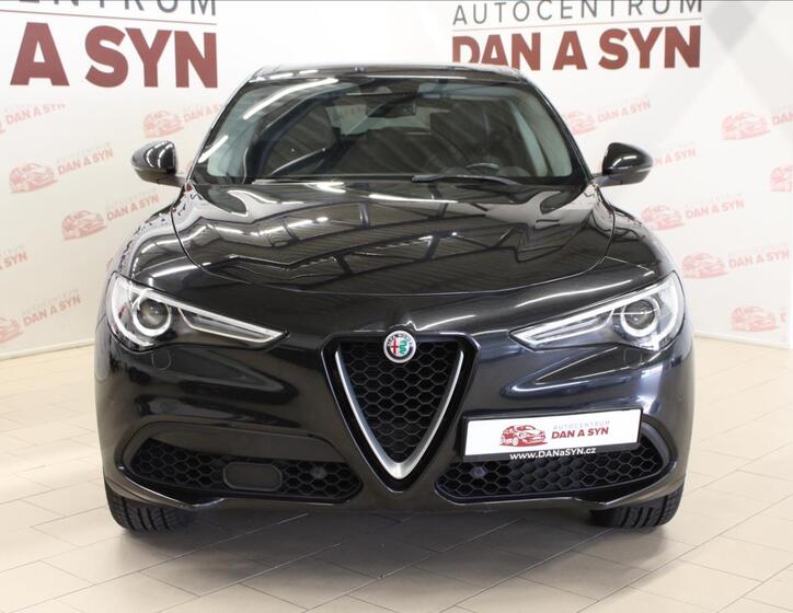 Alfa Romeo Stelvio 2