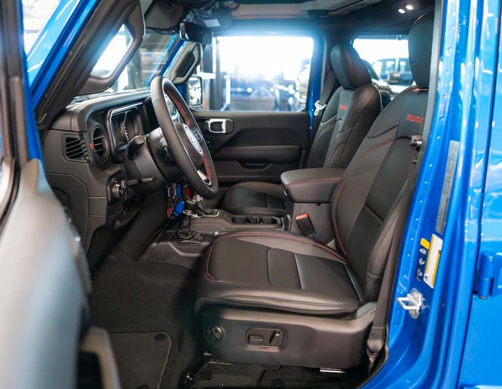 Jeep Wrangler 14