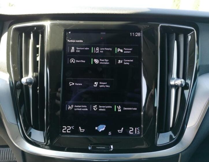 Volvo V60 16