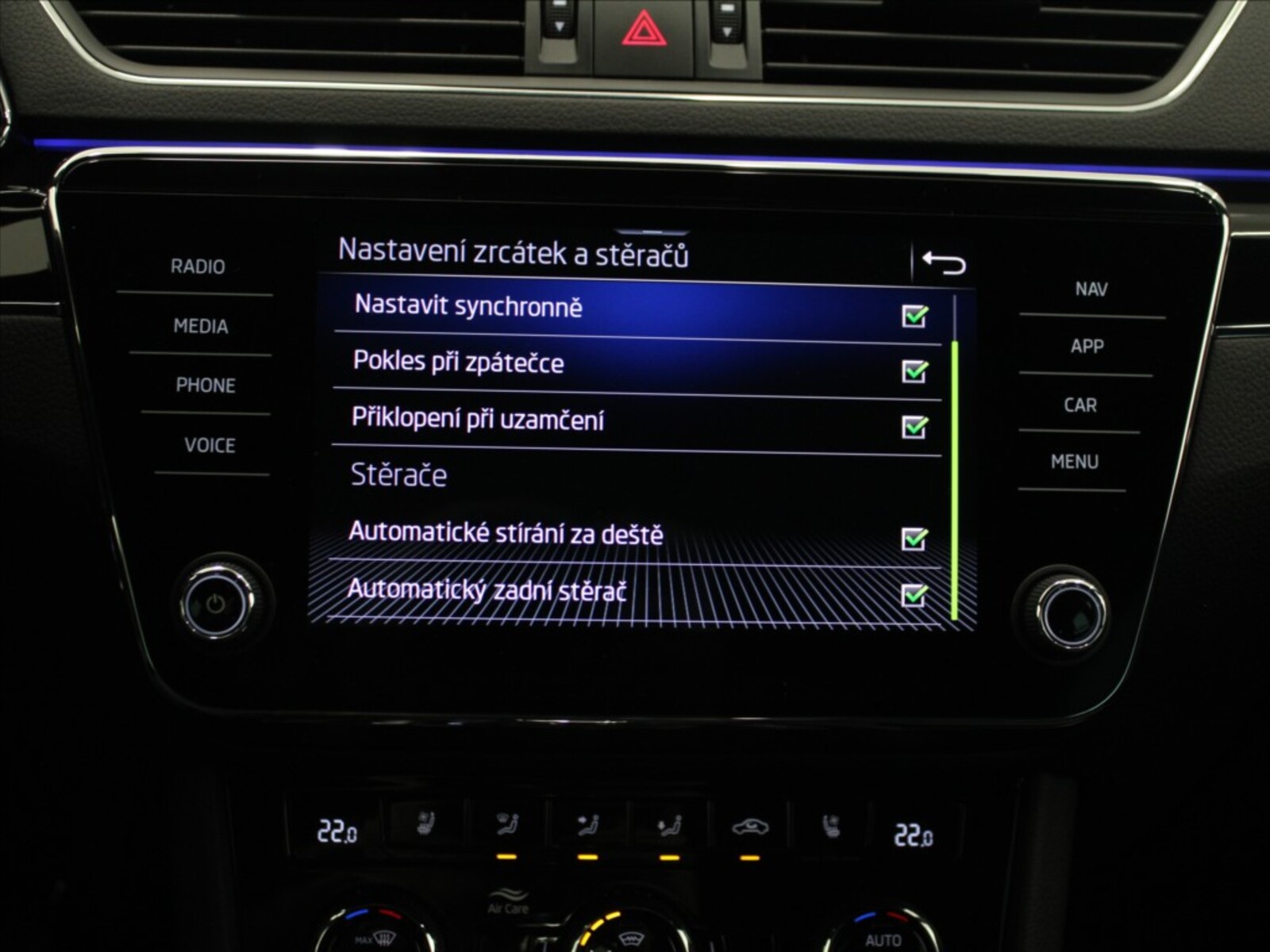 Škoda Superb 14