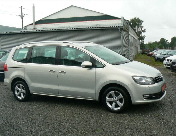 Volkswagen Sharan 8