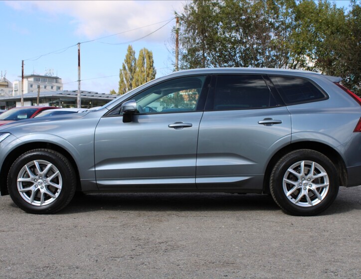 Volvo XC60 8