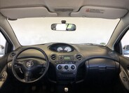 Toyota Yaris 14