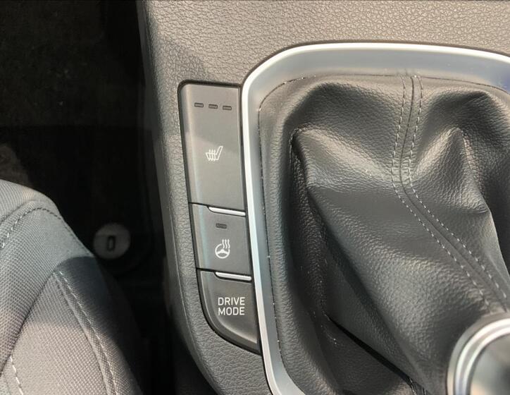 Hyundai i30 20