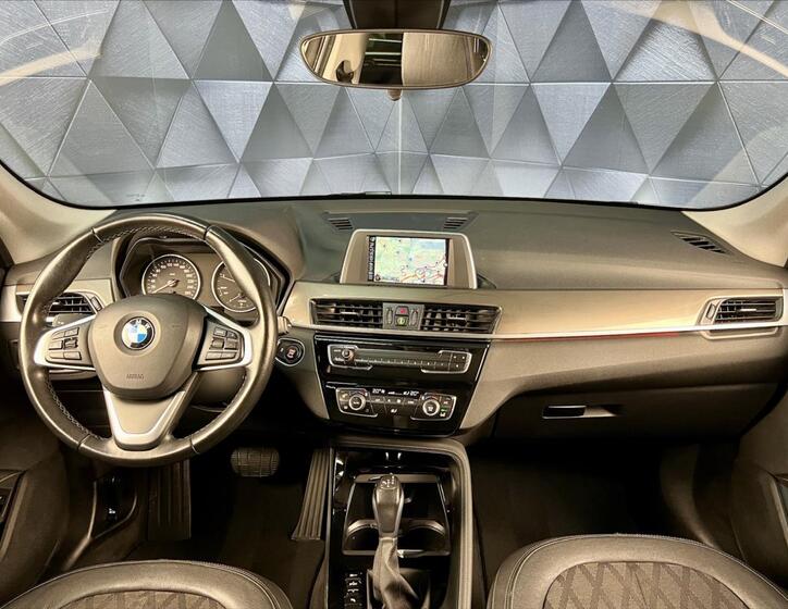 BMW X1 10