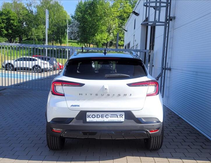 Mitsubishi ASX 5