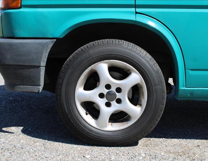 Volkswagen Caravelle 16