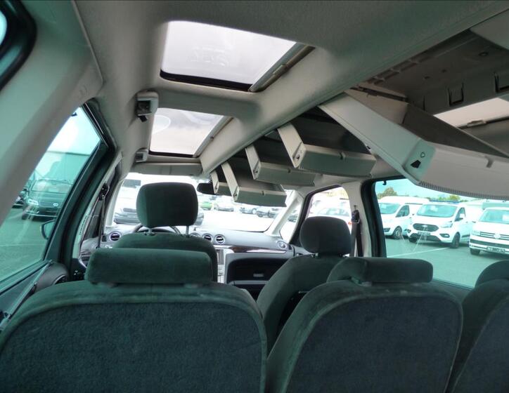 Ford Galaxy 32