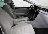 Volkswagen Passat 12