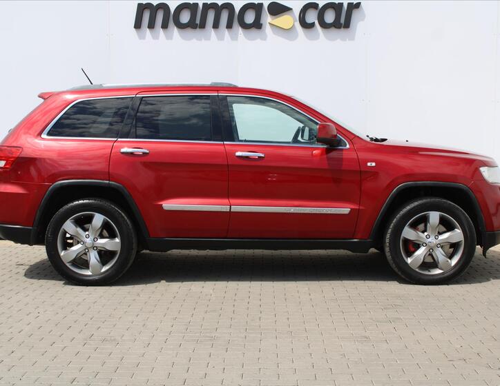 Jeep Grand Cherokee 8
