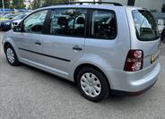 Volkswagen Touran 5