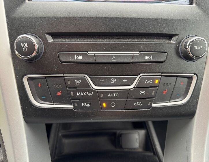 Ford Mondeo 16