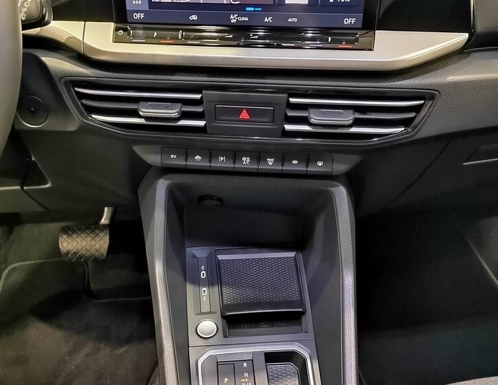 Ford Tourneo Connect 23