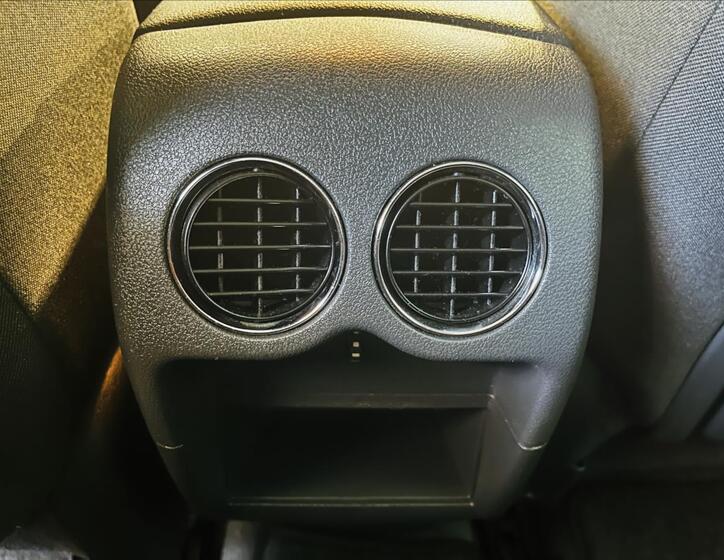 Peugeot 3008 25