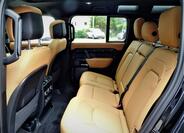 Land Rover Defender 34