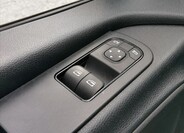 Mercedes-Benz Sprinter 13