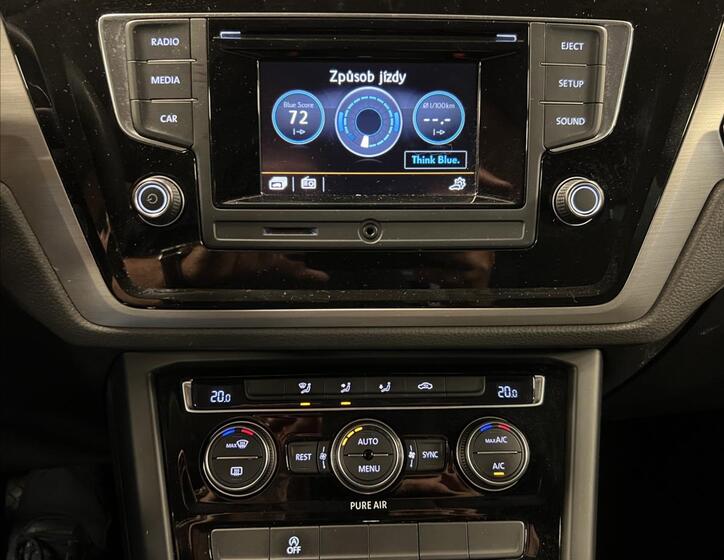 Volkswagen Touran 6