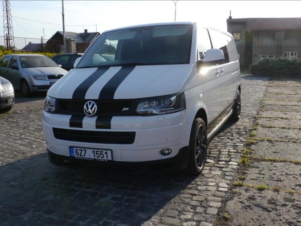 Volkswagen Transporter 1