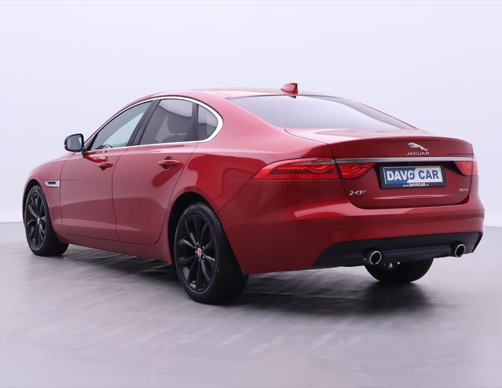 Jaguar XF 5
