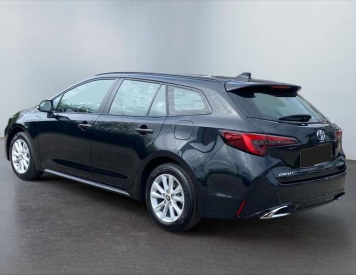 Toyota Corolla 5