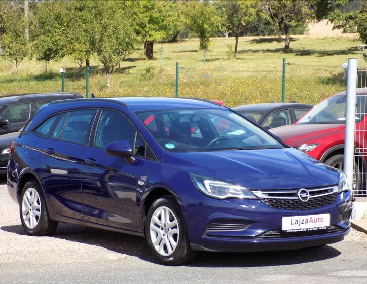 Opel Astra 1