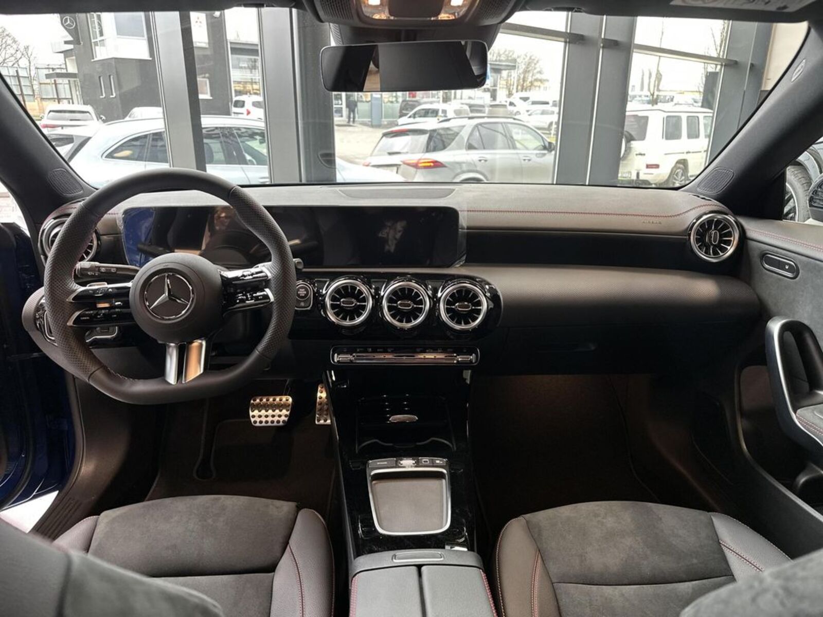 Mercedes-Benz CLA 11