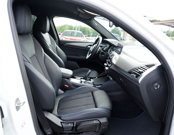 BMW X4 28
