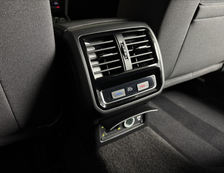 Volkswagen Passat 16