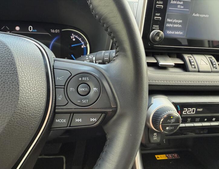 Toyota RAV4 13