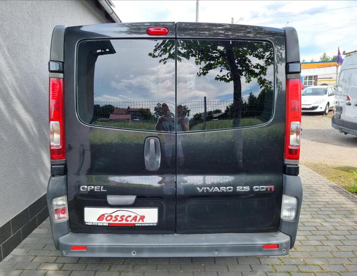 Opel Vivaro 5