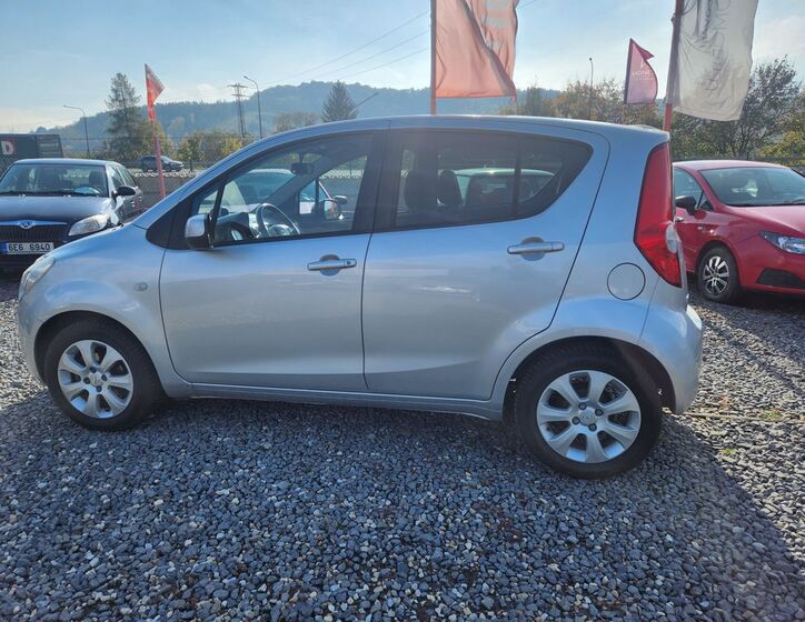 Opel Agila 4