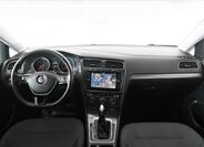 Volkswagen Golf 11