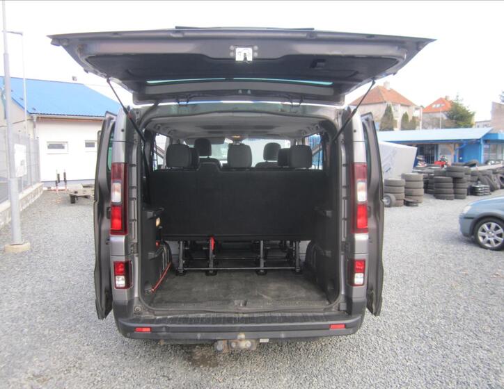 Renault Trafic 38