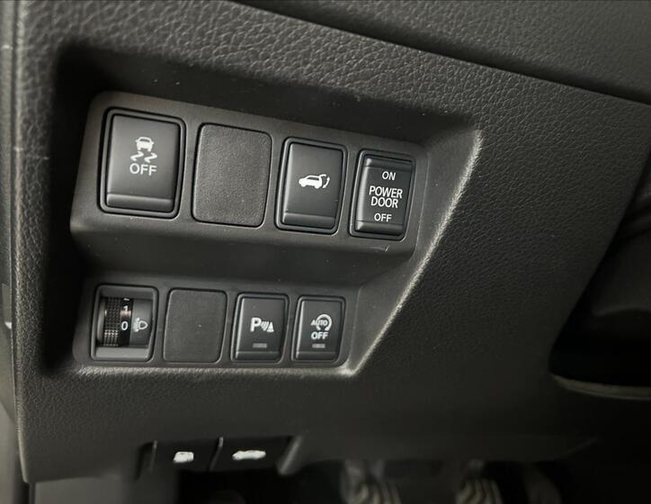 Nissan X-Trail 12