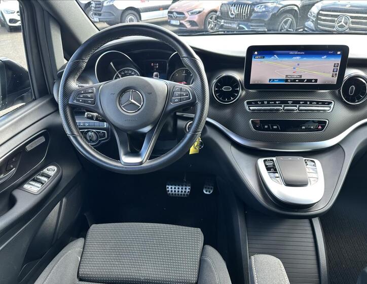 Mercedes-Benz Třídy V 12