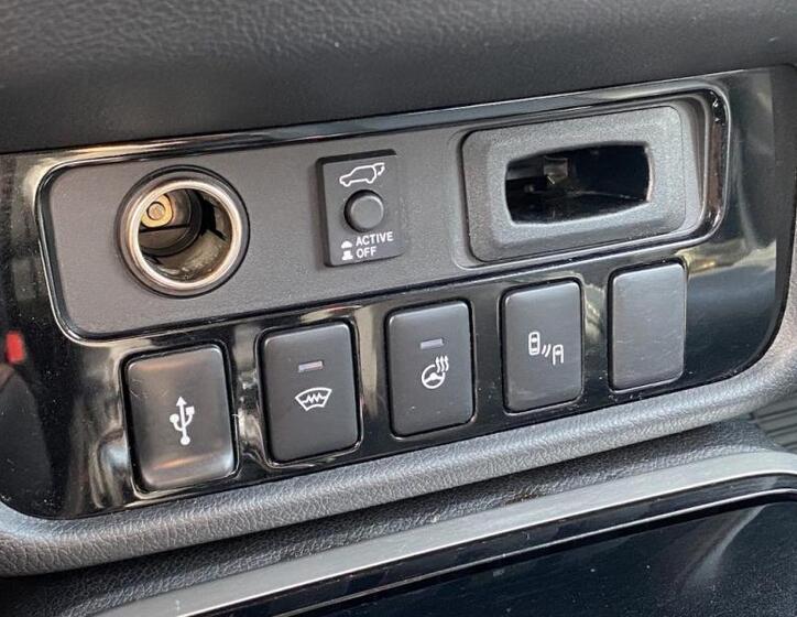 Mitsubishi Outlander 27