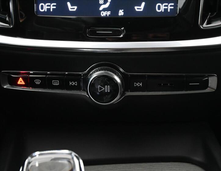 Volvo V60 23